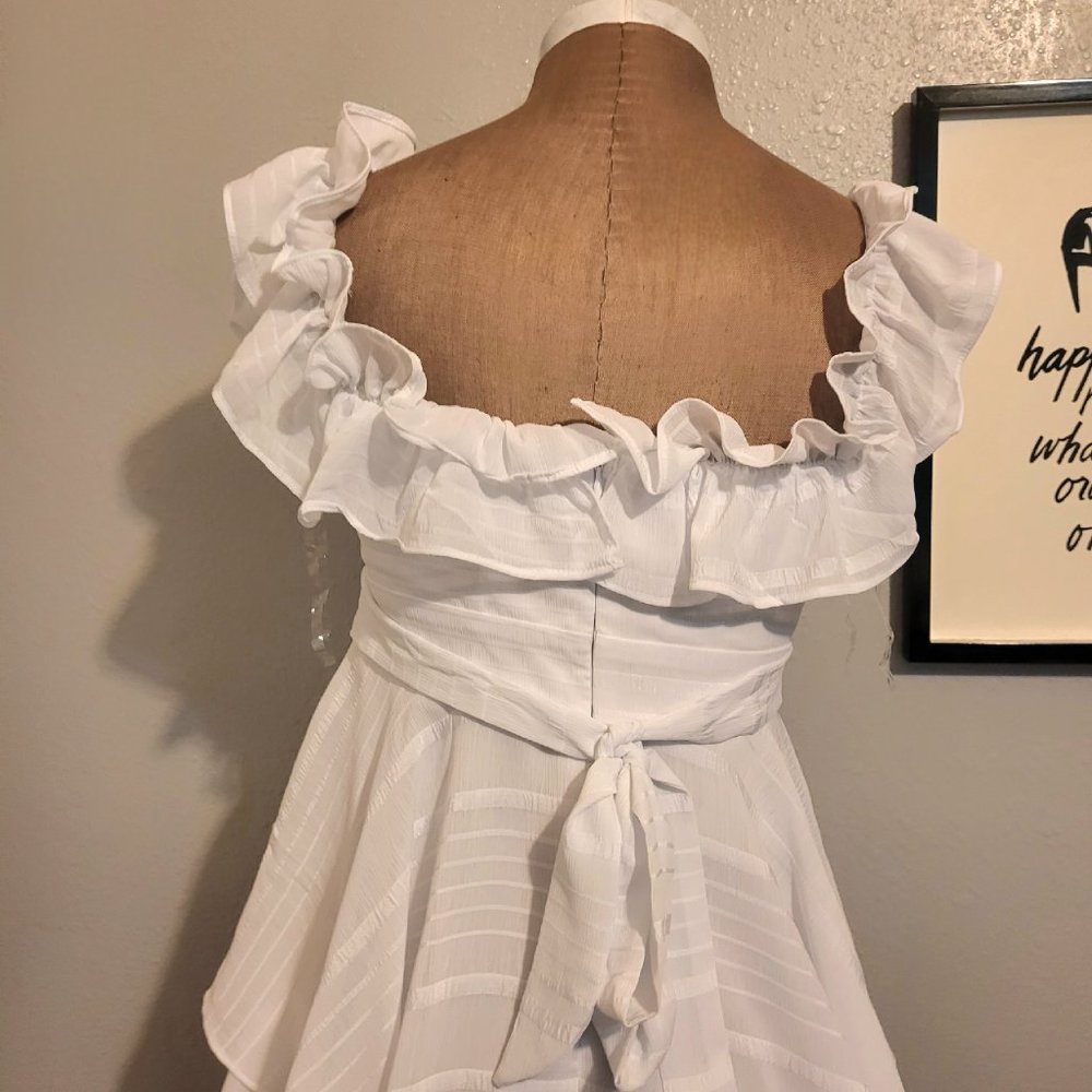 @Balance Lily Ruffle Romper - Picture 4 of 11